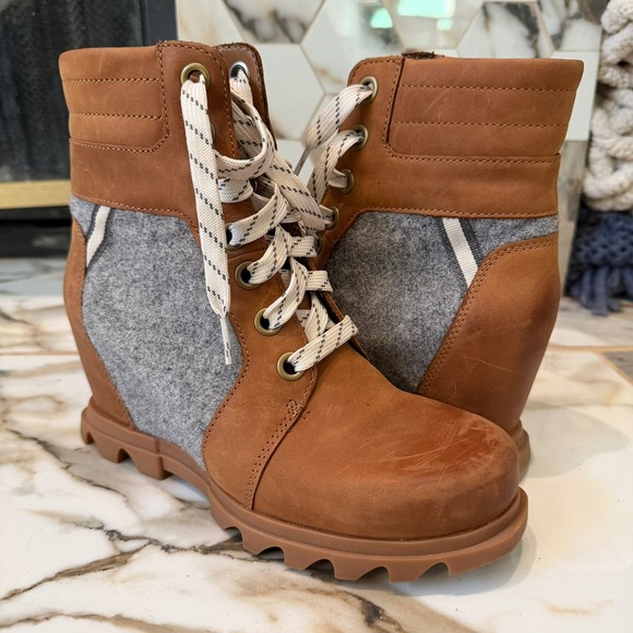 Sorel Shoes - Sorel Lexie Wedge Boots Elk Quarry Leather Felt Lace Up Ankle Lug Sole Womens 9